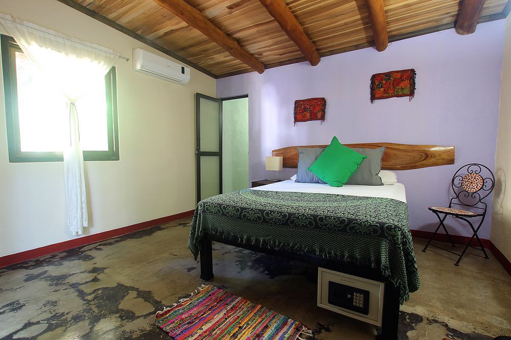 Hotel Believe Surf&yoga Santa Teresa 2*